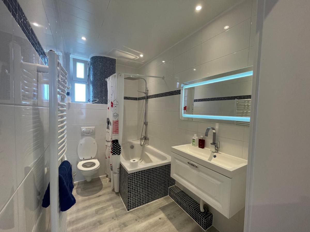 Moderne 4 Zimmer Apartment Mit Bergblick Stadtzentrum Contactless Check-In Герден Экстерьер фото