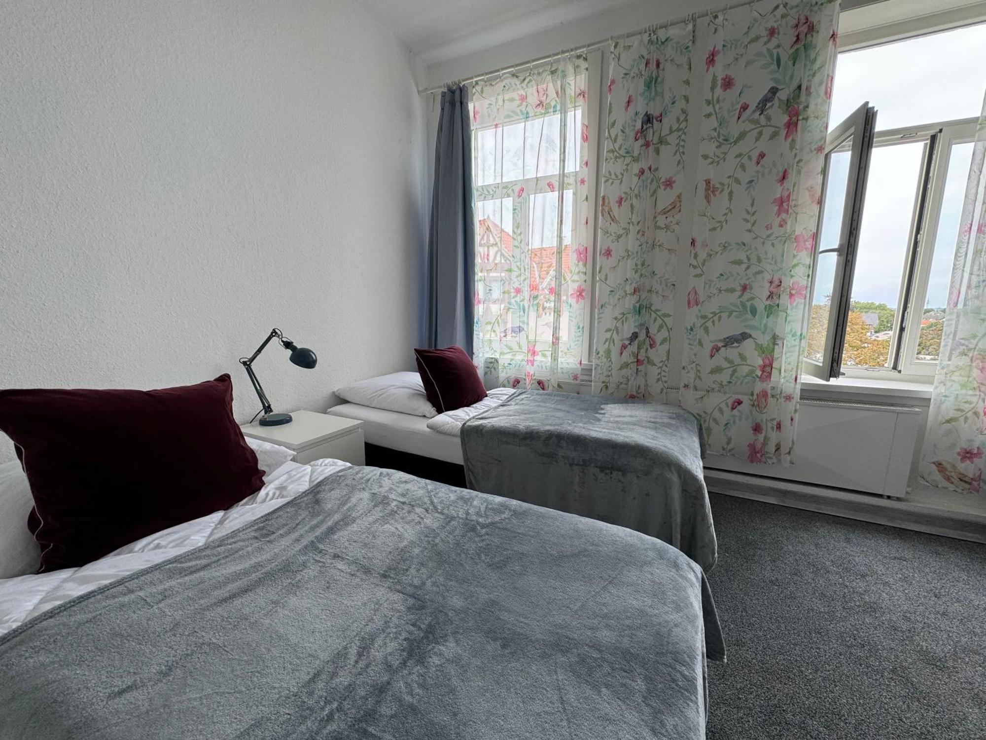 Moderne 4 Zimmer Apartment Mit Bergblick Stadtzentrum Contactless Check-In Герден Экстерьер фото