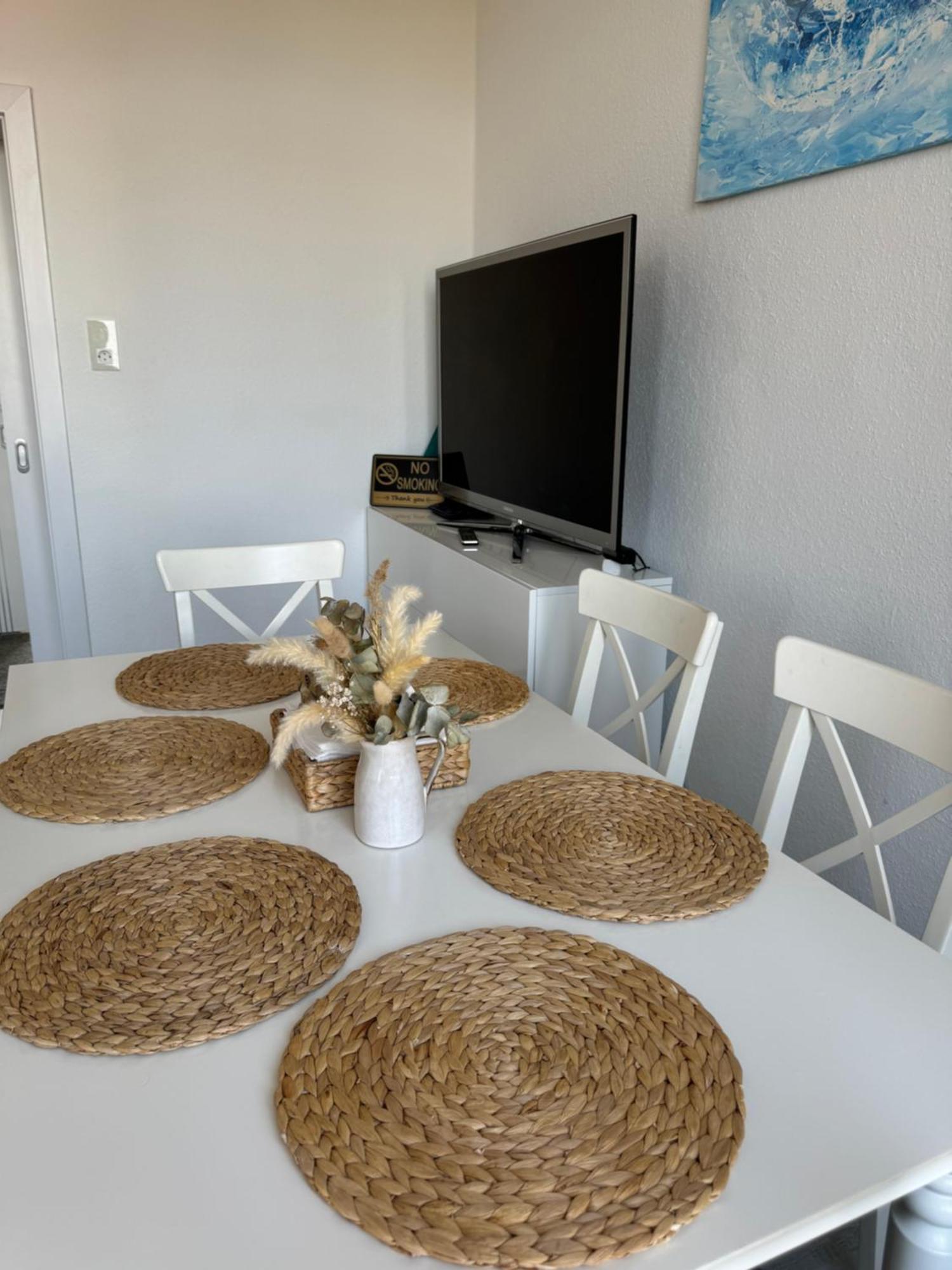 Moderne 4 Zimmer Apartment Mit Bergblick Stadtzentrum Contactless Check-In Герден Экстерьер фото